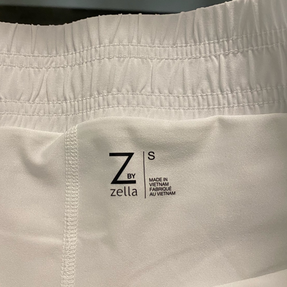 BNWT Z by Zella Skort - White Small - Picture 2 of 6